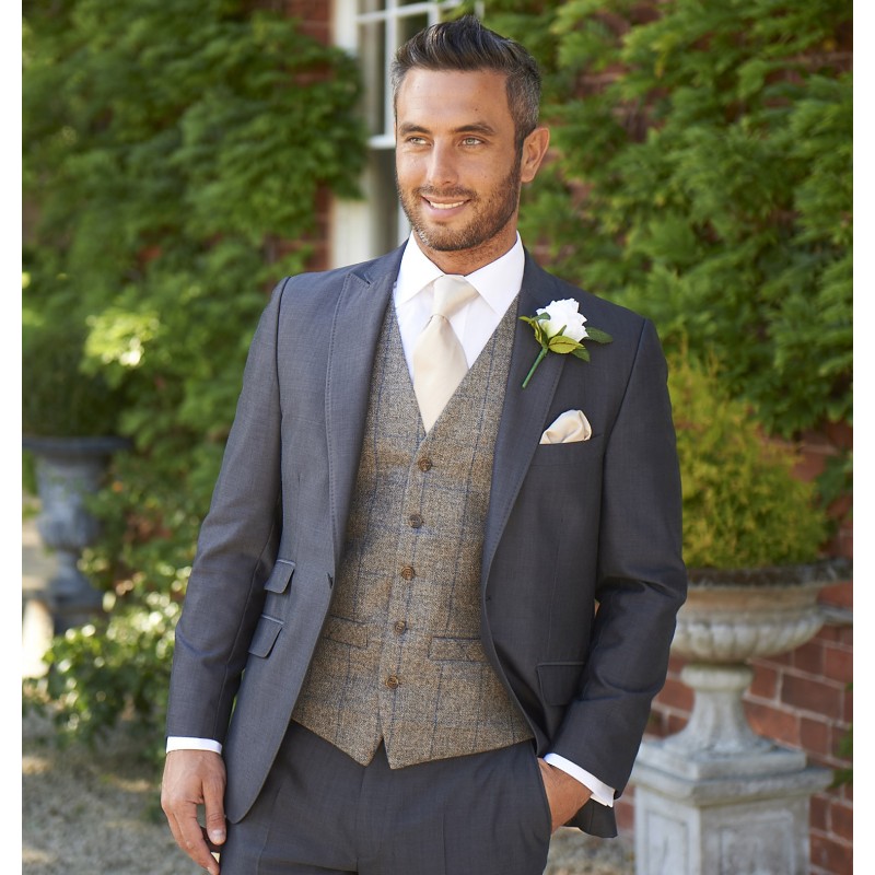 Свадьба: как выбрать костюм для жениха? 01 Свадьба: как выбрать костюм для жениха? 01