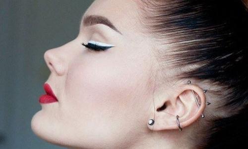 Как правильно пользоваться белым карандашом для глаз. 7 стильных вариантов использования белого карандаша в макияже