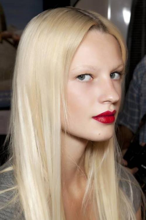 Макияж глаз при опущенных уголках. Макияж для опущенных век