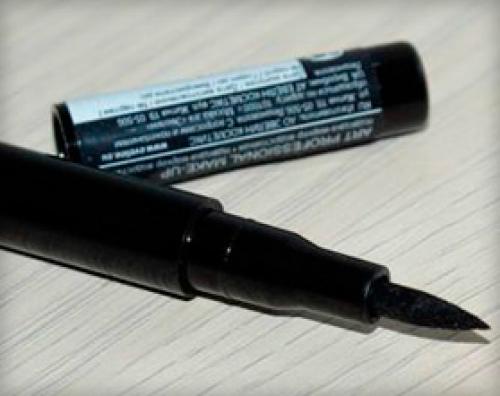 Подводка для глаз фломастер. Выбираем подводку для глаз в виде фломастера