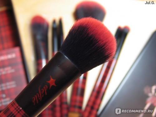 Набор кистей для макияжа летуаль. Отличный базовый набор кистей для макияжа от Л'Этуаль! Рассмотрим каждую кисть по отдельности. Что могу сказать после полугода использования? Скажу все, как есть))