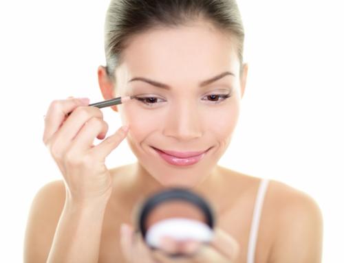 Что лучше карандаш для глаз или подводка для глаз. Что лучше: карандаш или подводка для глаз