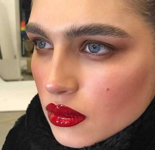 Как визуально сделать больше глаза без теней. Без тонны туши: как увеличить глаза только с помощью теней