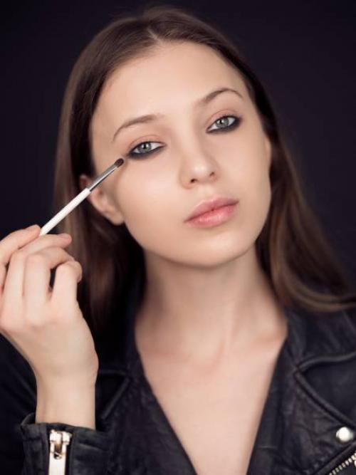 Макияж-в стиле гранж 2019. Как сделать макияж в стиле гранж?