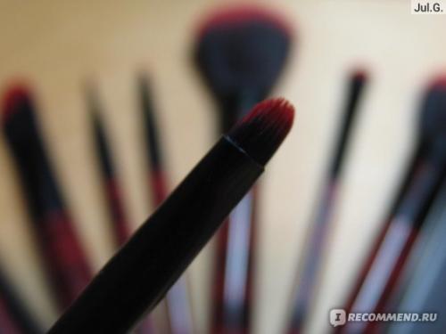 Набор кистей для макияжа летуаль. Отличный базовый набор кистей для макияжа от Л'Этуаль! Рассмотрим каждую кисть по отдельности. Что могу сказать после полугода использования? Скажу все, как есть))