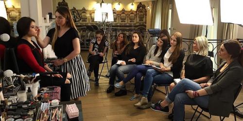 Мастер класс от ведущего визажиста. Мастер-класс по макияжу, который изменит всё