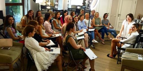 Мастер класс от ведущего визажиста. Мастер-класс по макияжу, который изменит всё