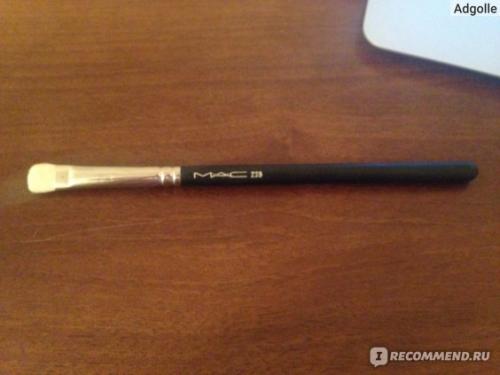 MAC кисти для макияжа глаз. Легенда от MAC номер 2! Отличная кисть для глаз и не только!