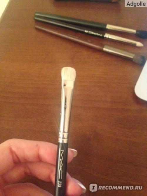 MAC кисти для макияжа глаз. Легенда от MAC номер 2! Отличная кисть для глаз и не только!