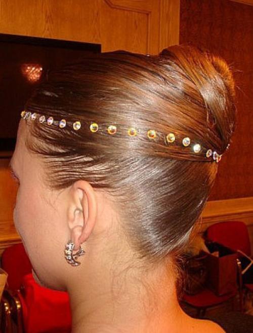 Прически для бальных танцев. Критерии женской прически для бальных танцев