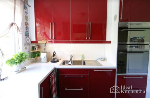 Красная кухня, как подобрать цвет стен обои и потолок. Как подобрать цвет стен, потолка и пола