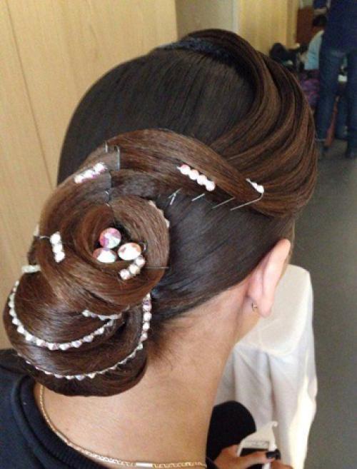 Прически для бальных танцев. Критерии женской прически для бальных танцев