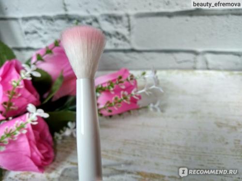 Кисти для растушевки теней бюджетные. Самая бюджетная, но при этом очень удобная и красивая кисть для растушевки теней!