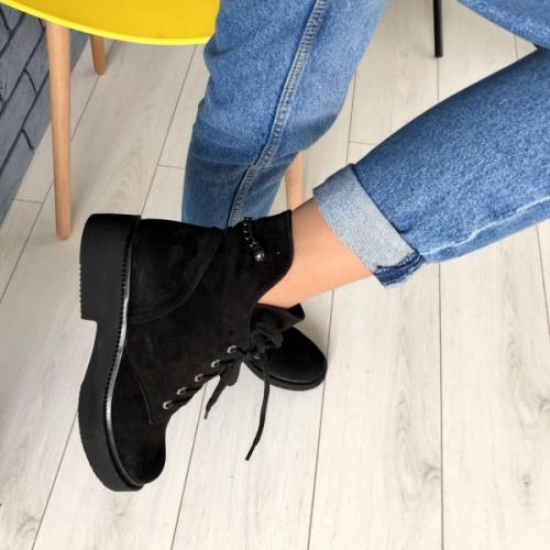 Высокие сапоги 2019 года. Актуальные модели