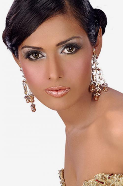 Макияж для цветотипа Зима с карими глазами. Макияж для цветотипа Зима