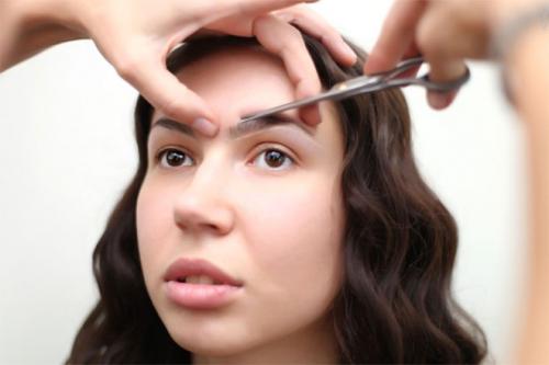 Реклама оформления бровей. Какие виды оформления бровей бывают