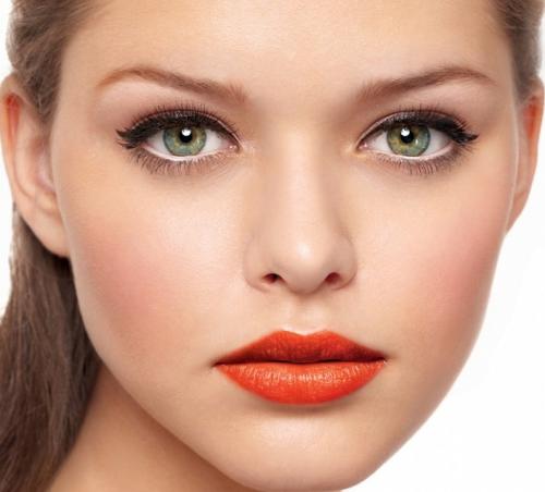 Цвет губной помады для блондинок с голубыми глазами. Какой цвет помады подойдёт для блондинок