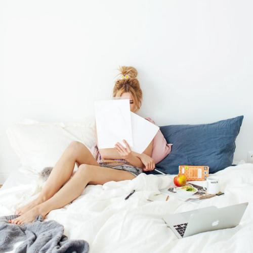 В чем должна ходить девушка дома. В чем ходить дома?