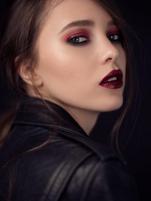 Макияж в стиле гранж 2019. Как сделать макияж в стиле гранж?