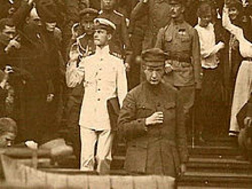 Французский маникюр со втиркой. Маникюр с втиркой: крутые идеи, модные тренды 01