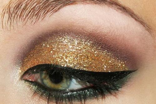 Макияж с золотыми тенями для зеленых глаз. Нюдовый макияж с золотыми тенями для зеленых глаз