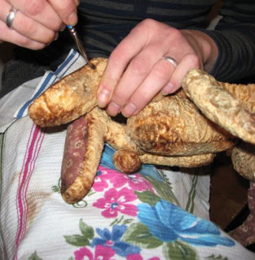 Как тонировать игрушки масляной краской. Тонирование мягких игрушек масляными красками.МК от Марии