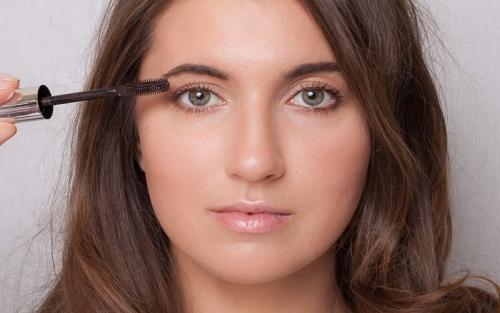 Стрелки для опущенных уголков глаз. Как определить свою форму глаз