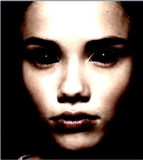 Как сделать черные глаза в жизни. Как сделать черные глаза, как в сериале Сверхъестественное