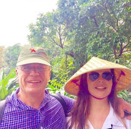 Красива снаружи и изнутри: Екатерина Андреева удивляет оригинальным гардеробом вне эфиров