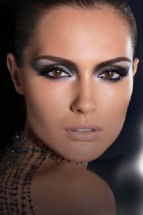 Макияж для Снегурочки 2019. Варианты новогоднего макияжа: 3 беспроигрышных техники