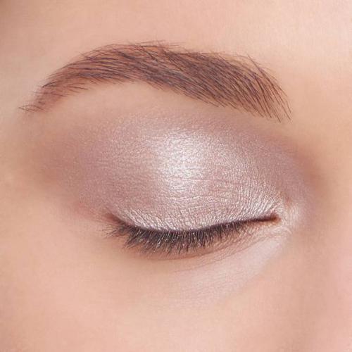 Макияж для Снегурочки в домашних условиях. Макияж для Снегурочки на Новый год: пошаговая фотоинструкция