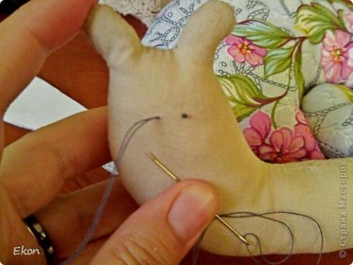 Как сделать кукле Тильде глаза. МК: Вышиваем глазки Тильде