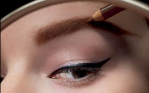 Макияж для восточных танцев для девочки. Как стать красавицей Востока, при помощи макияжа?