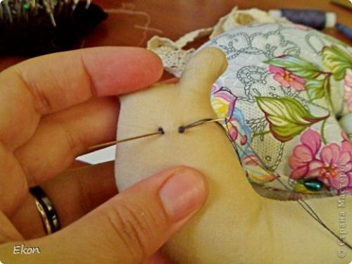 Как сделать кукле Тильде глаза. МК: Вышиваем глазки Тильде