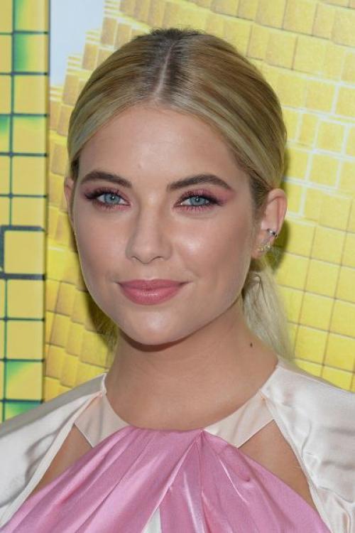 Макияж фуксия тени. Как звезды носят розовые тени? Фотогалерея