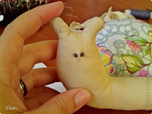 Как сделать кукле Тильде глаза. МК: Вышиваем глазки Тильде