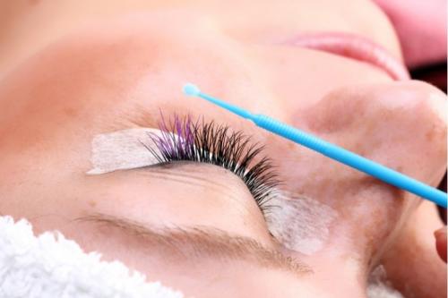 Интересные факты о нарощенных ресницах. Губительная красота — 5 фактов о наращивании ресниц
