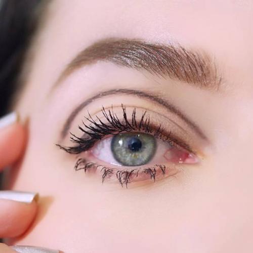 Макияж в стиле Твигги: фотоинструкция