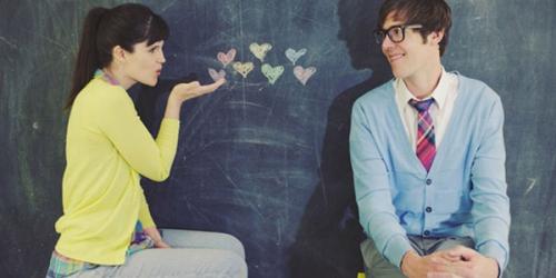 Как понравиться парню в школе ЕСЛИ МЫ не знакомы. Как понравиться парню в школе: 5 проверенных способов