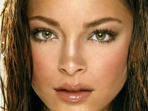 Тени Какого цвета подходят к зеленым глазам и русым волосам. Макияж для зеленых глаз и русых волос: подбираем верные оттенки
