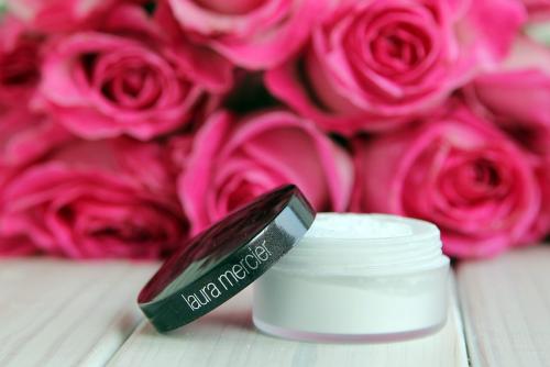 Пудра под глаза Laura Mercier. Пудра под глаза Laura Mercier Secret Brightening Powder — мои отзывы
