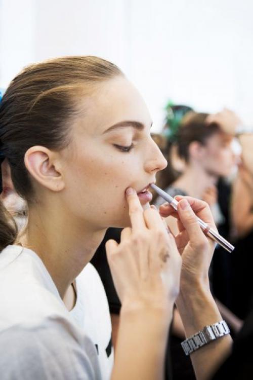 Макияж для глаз профессиональный. Профессиональный макияж — что это такое?