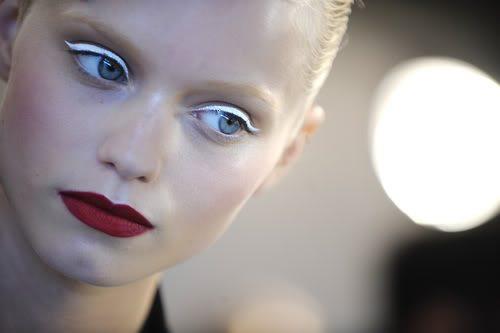 Макияж для глаз с использованием белого карандаша для. Белый макияж, добавляем изюминку в свой make up