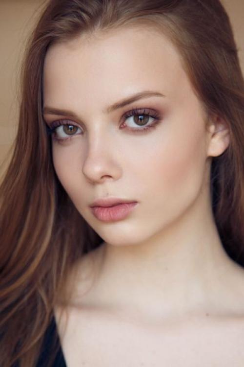 Профессиональный макияж пошагово. Как правильно наносить макияж? 5 этапов