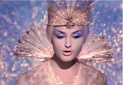 Как сшить костюм снежной королевы