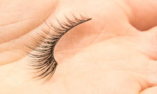Есть ли накладные ресницы на каждый день?
