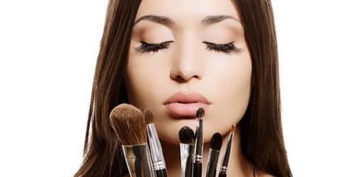 Профессиональный макияж, что для этого нужно. Что нужно для макияжа лица