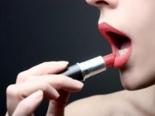 Характер по отпечатку помады. Что расскажет о вас отпечаток помады