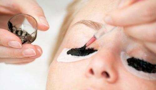 Как красить ресницы краской самой себе. Инструменты для процедуры окрашивания ресниц