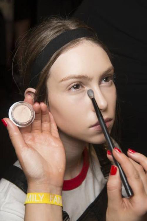 Как научиться делать профессиональный макияж. Профессиональный макияж — что это такое?